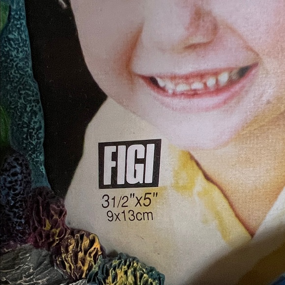 Colorful Fish Photo Frame - Picture 2 of 3